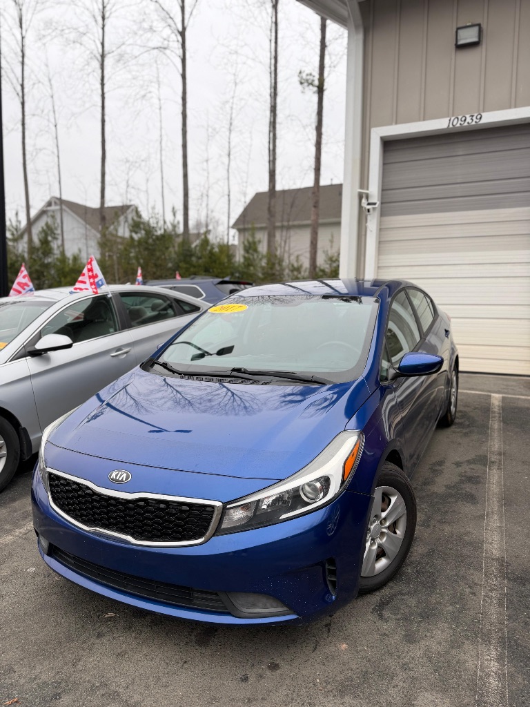 2017 Kia Forte - $8,999