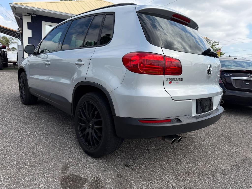 2017 Volkswagen Tiguan - $10,900