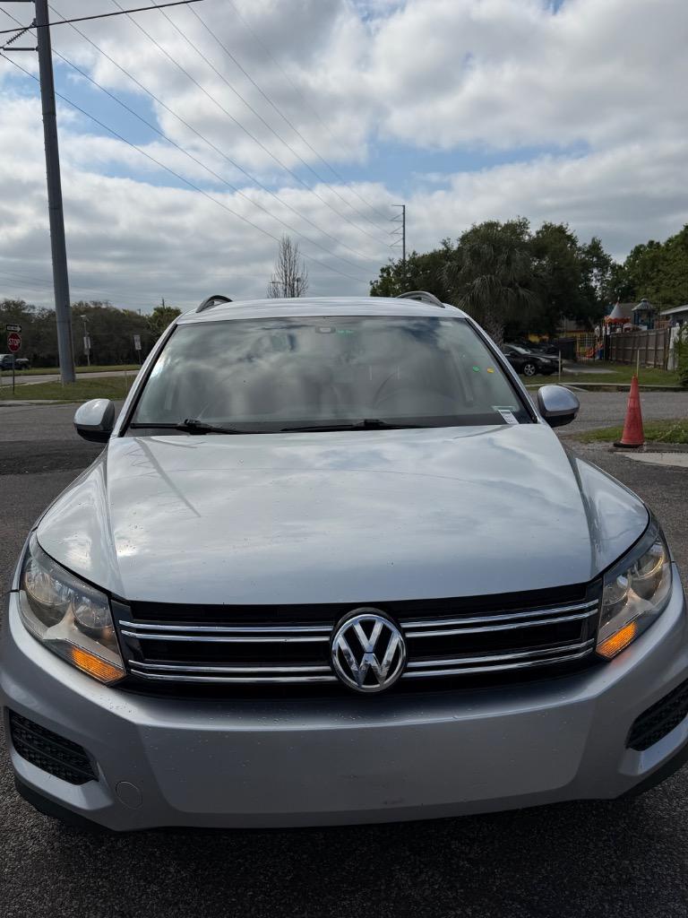 2017 Volkswagen Tiguan - $10,900