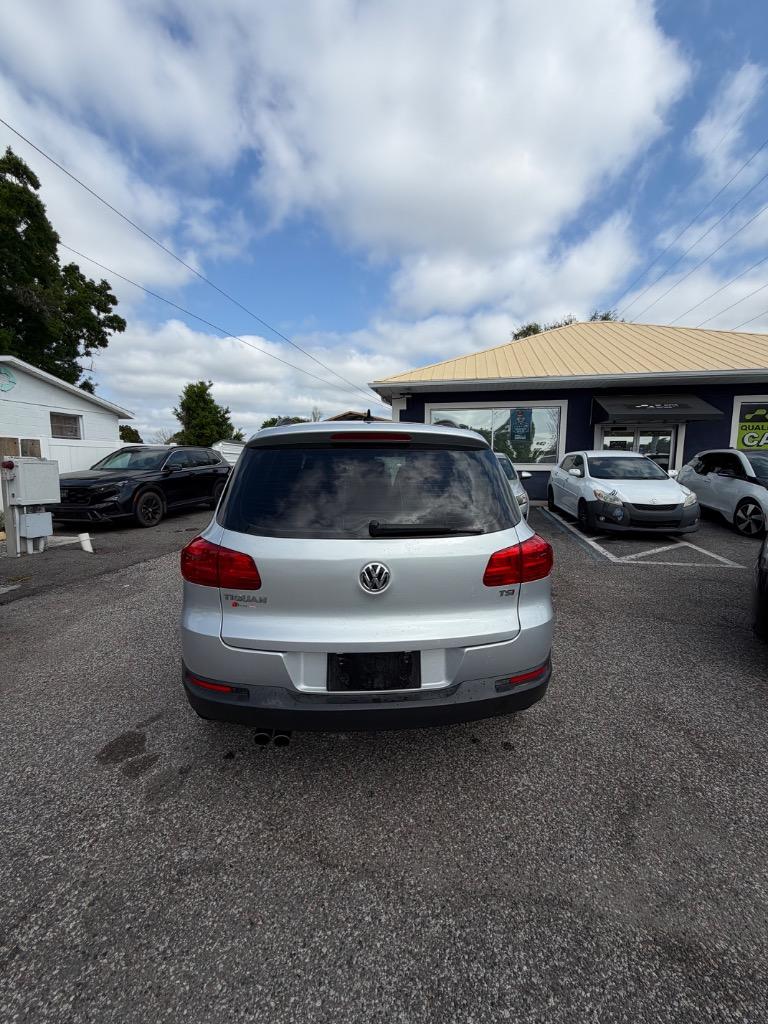 2017 Volkswagen Tiguan - $10,900