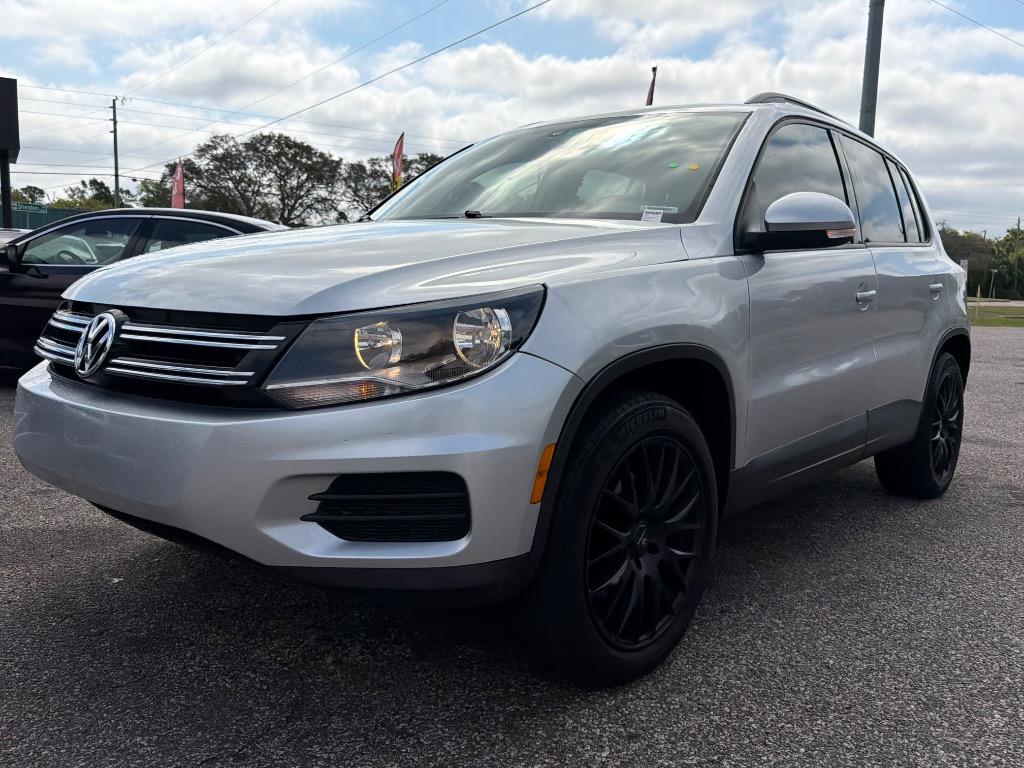 2017 Volkswagen Tiguan - $10,900