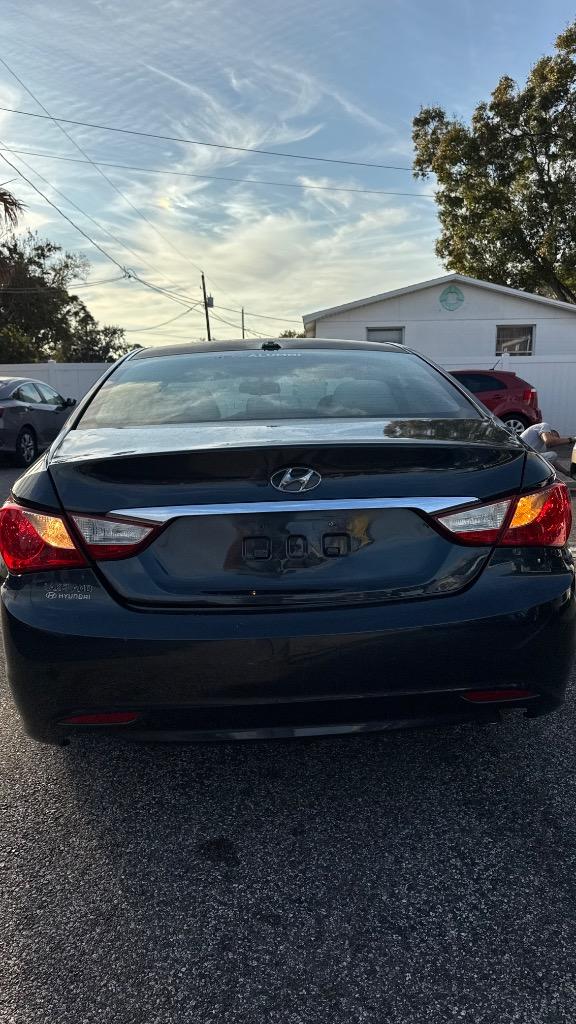2012 Hyundai Sonata - $5,900