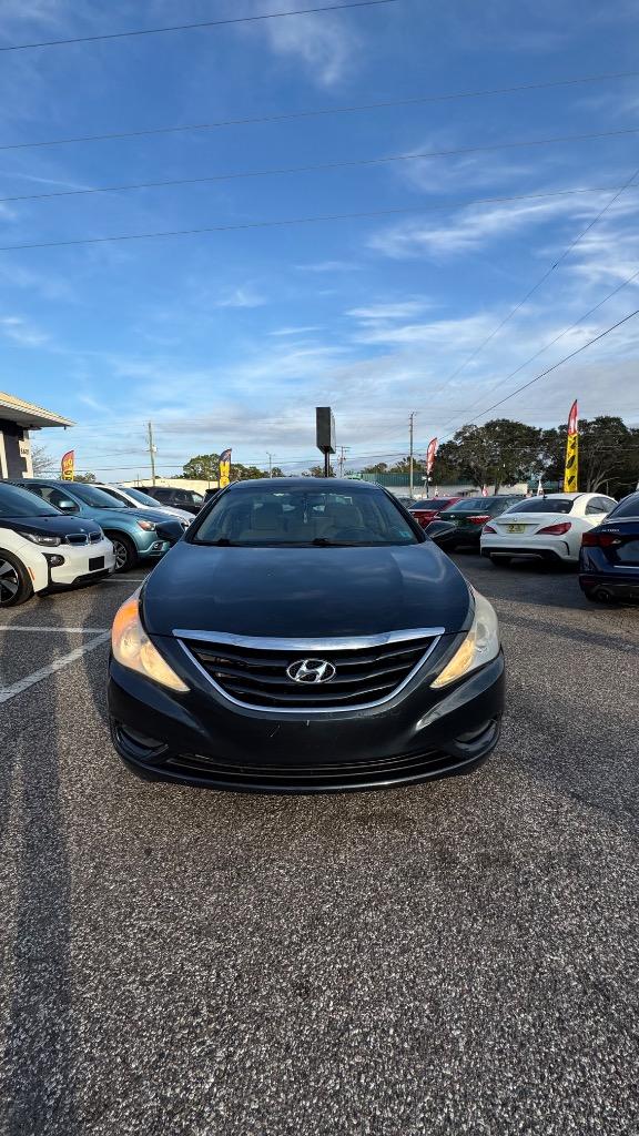 2012 Hyundai Sonata - $5,900