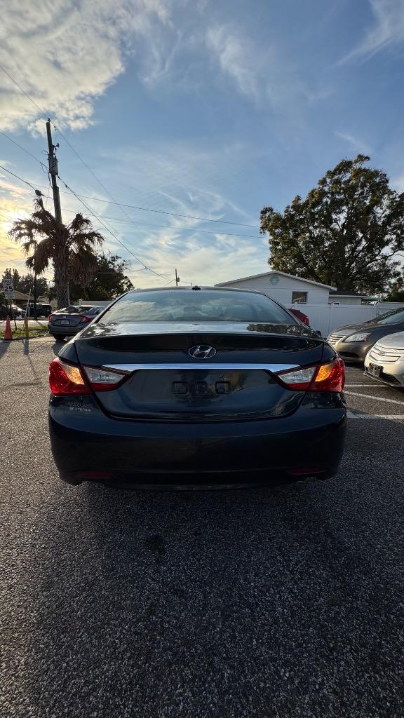 2012 Hyundai Sonata - $5,900