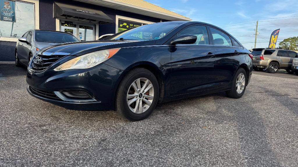 2012 Hyundai Sonata - $5,900