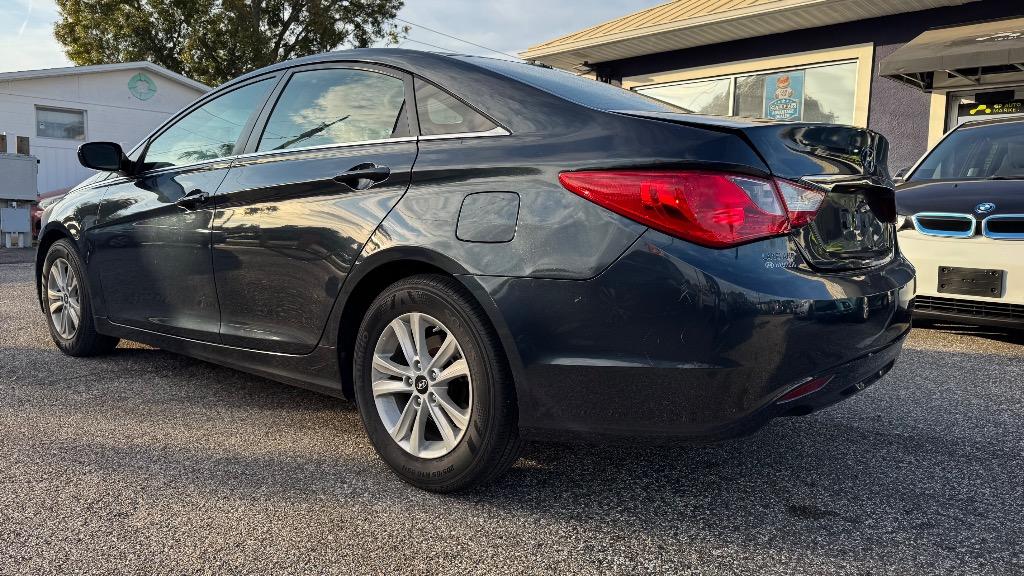 2012 Hyundai Sonata - $5,900