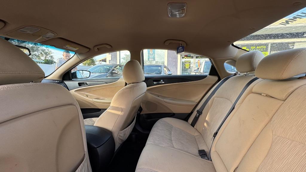 2012 Hyundai Sonata - $5,900