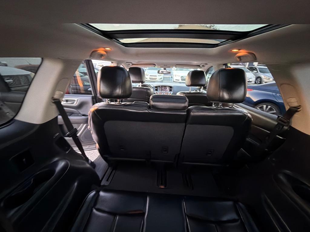 2017 Nissan Pathfinder - $12,900