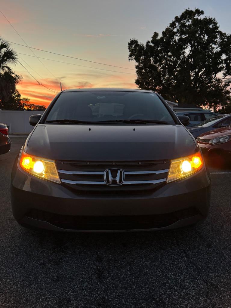 2013 Honda Odyssey - $12,900