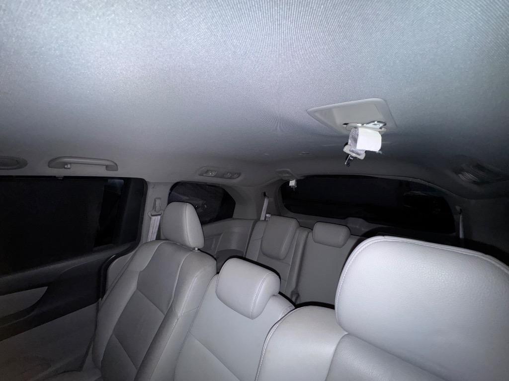 2013 Honda Odyssey - $12,900