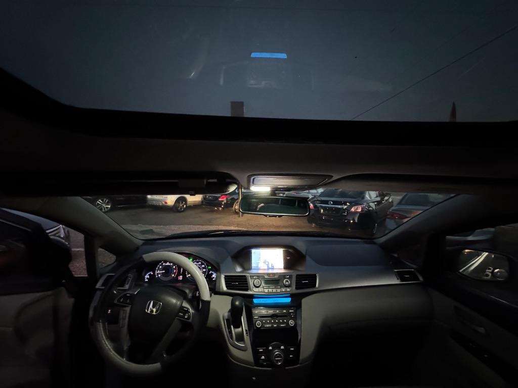 2013 Honda Odyssey - $12,900