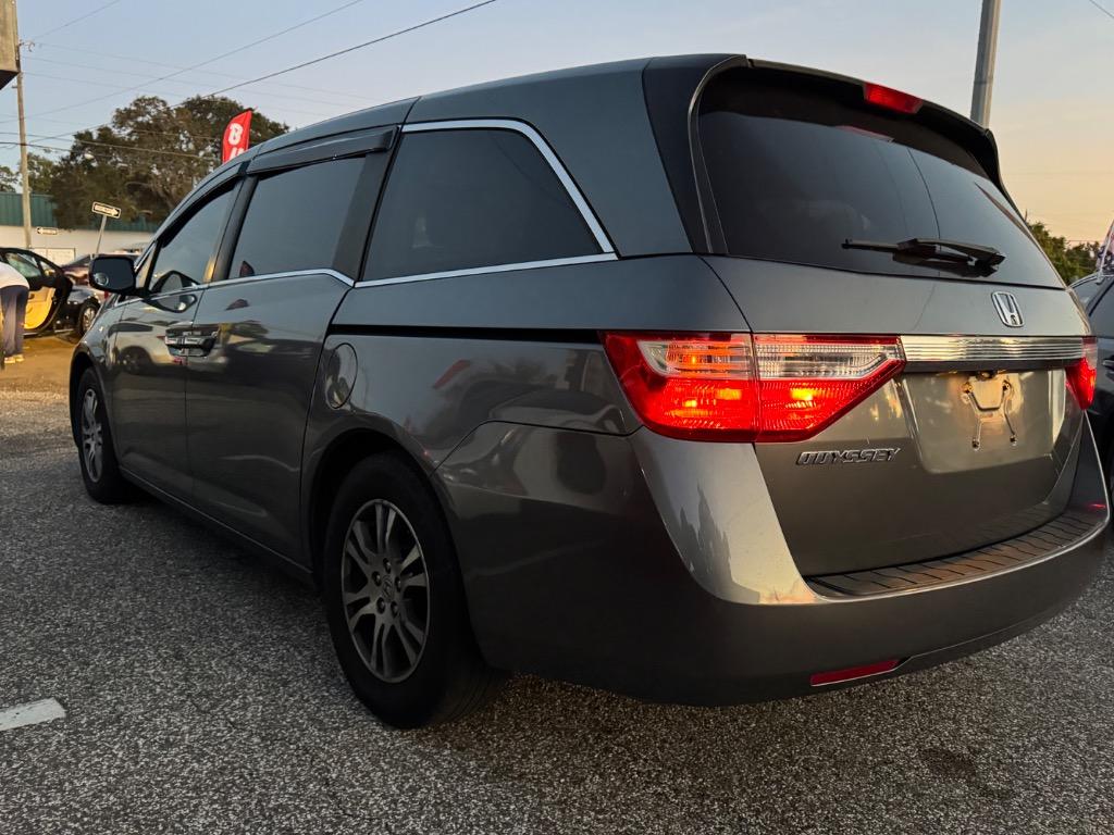 2013 Honda Odyssey - $12,900