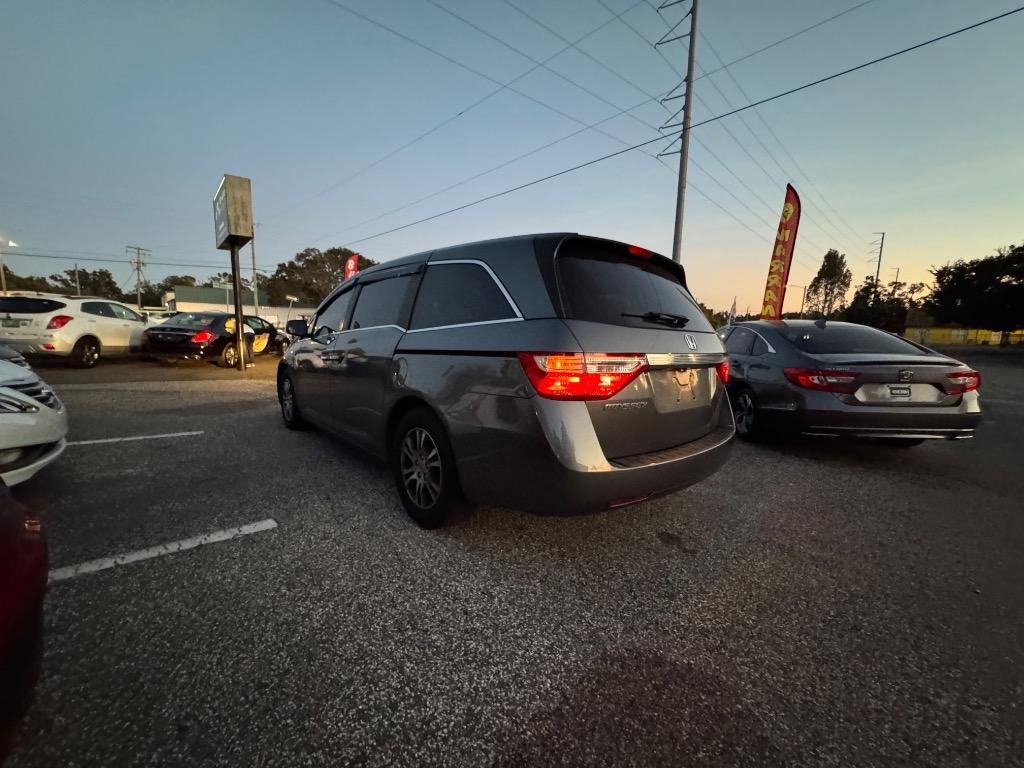 2013 Honda Odyssey - $12,900