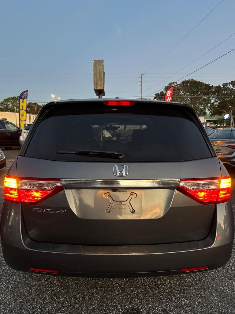 2013 Honda Odyssey - $12,900