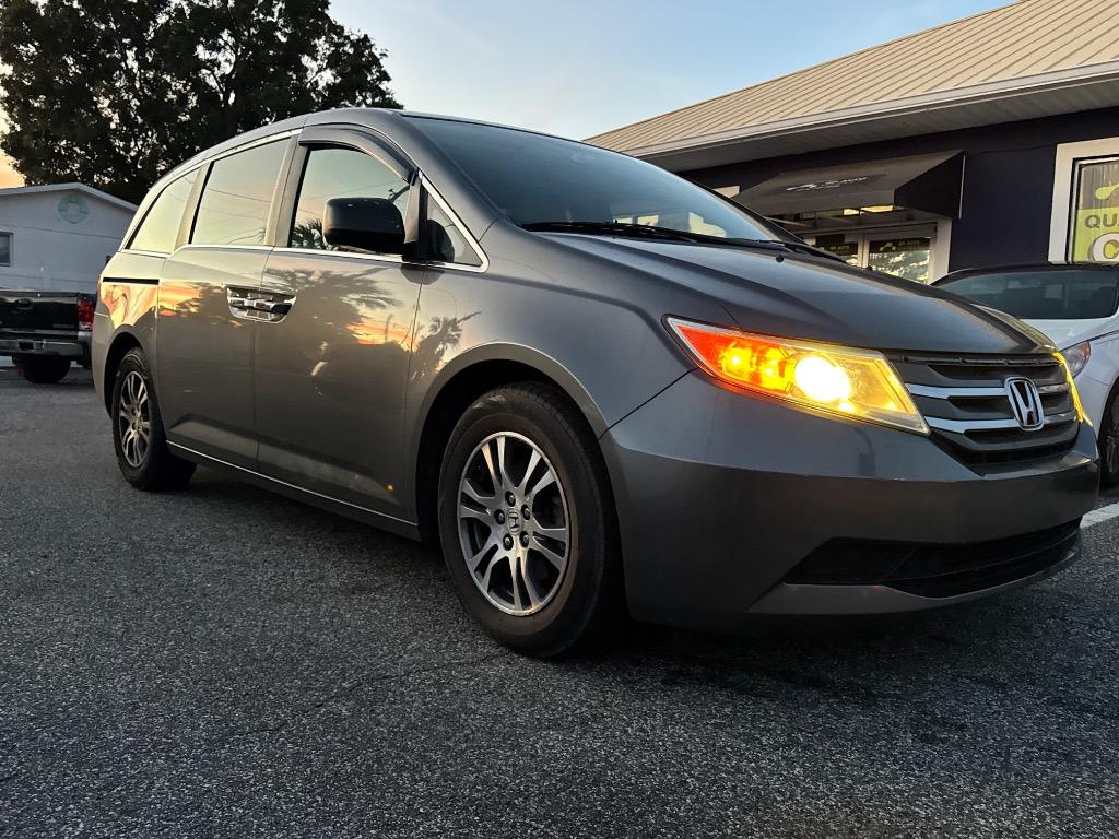 2013 Honda Odyssey - $12,900