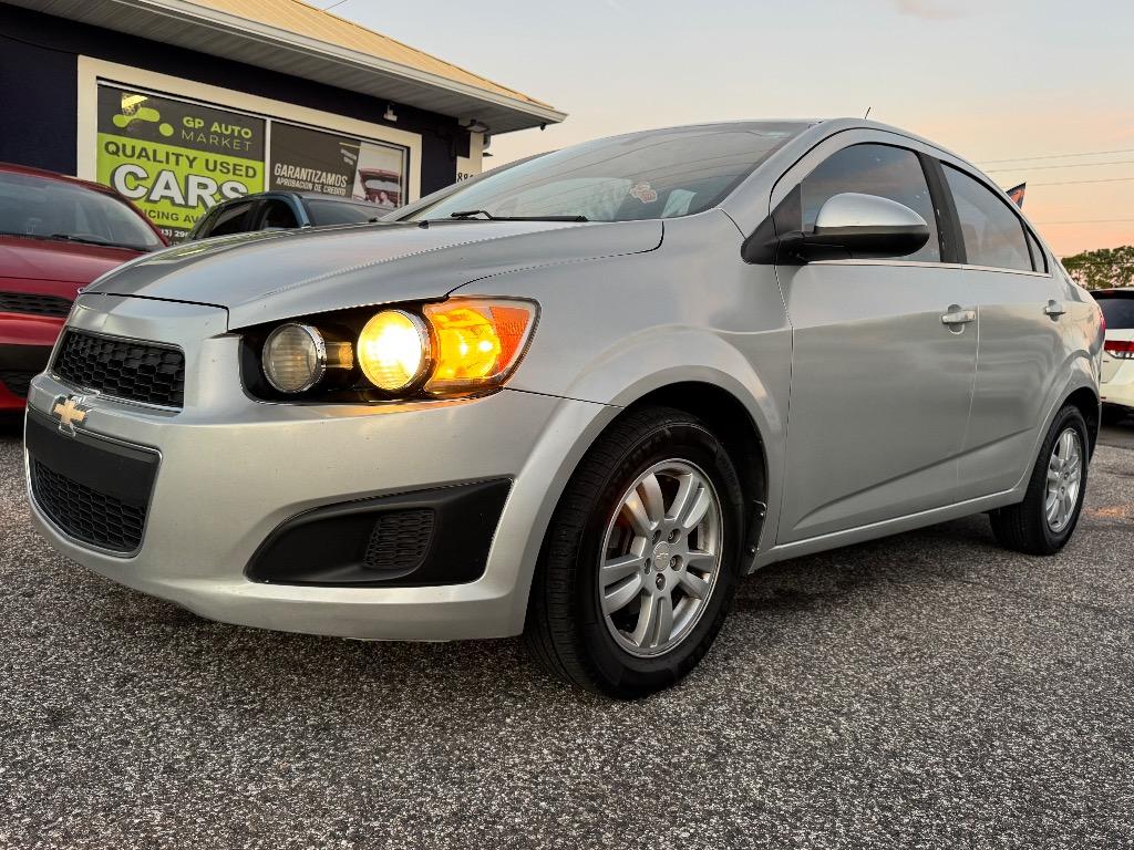 2015 Chevrolet Sonic - $7,900