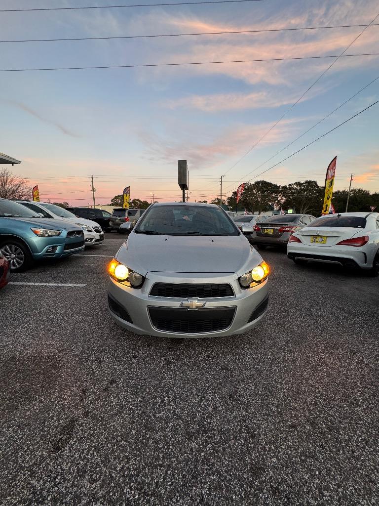 2015 Chevrolet Sonic - $7,900