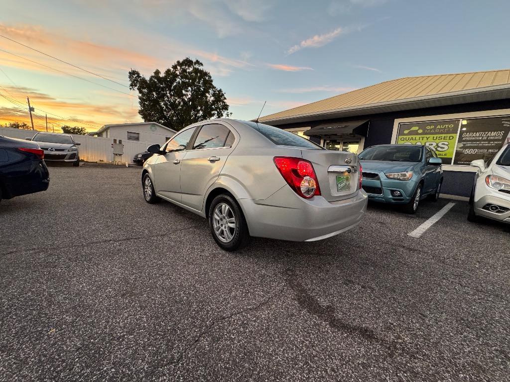 2015 Chevrolet Sonic - $7,900