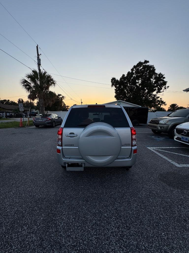 2006 Suzuki Grand Vitara - $4,900