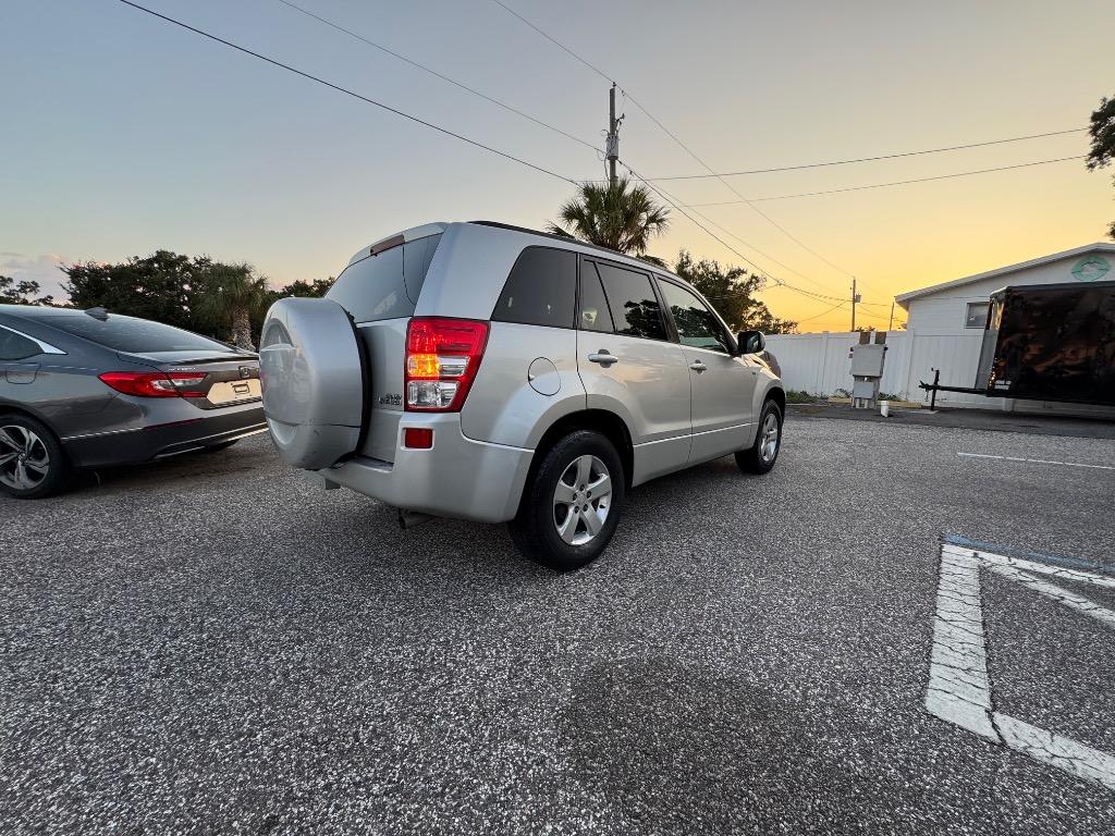 2006 Suzuki Grand Vitara - $4,900