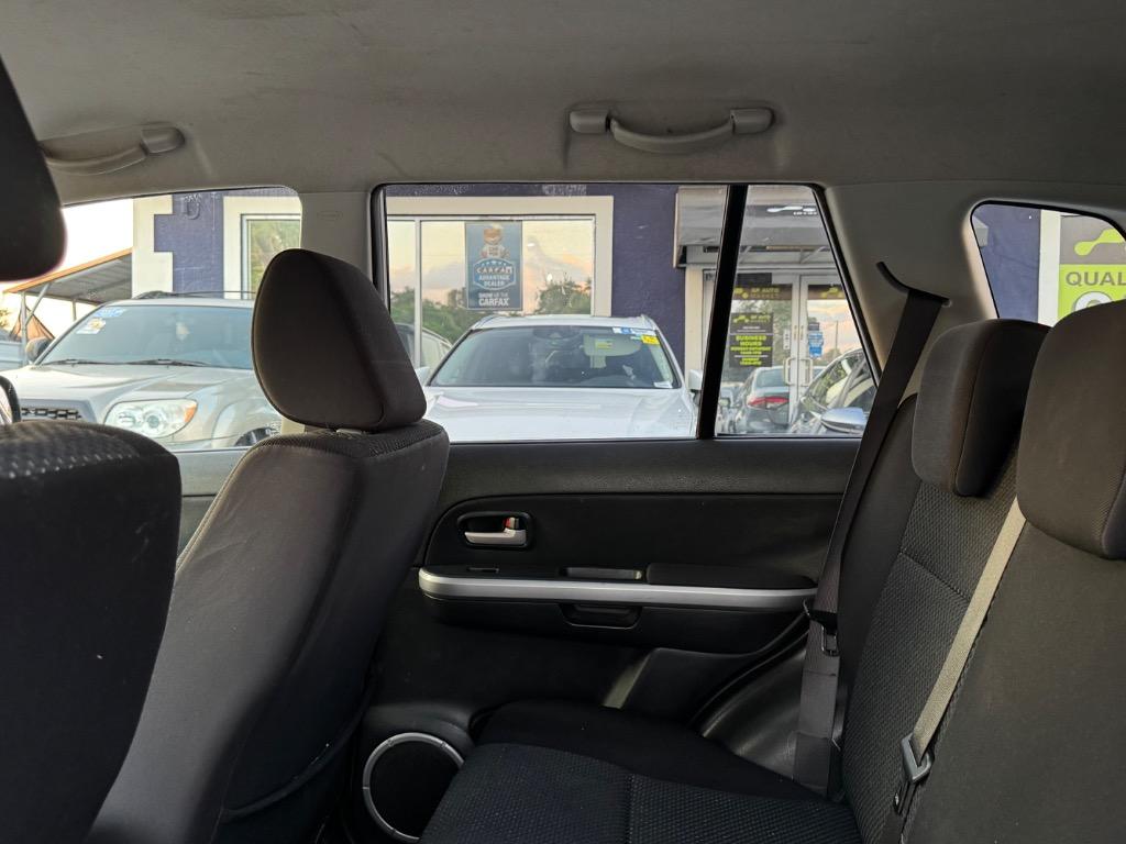 2006 Suzuki Grand Vitara - $4,900
