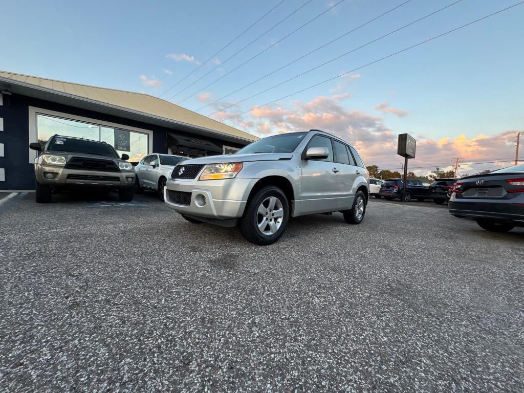 2006 Suzuki Grand Vitara - $4,900