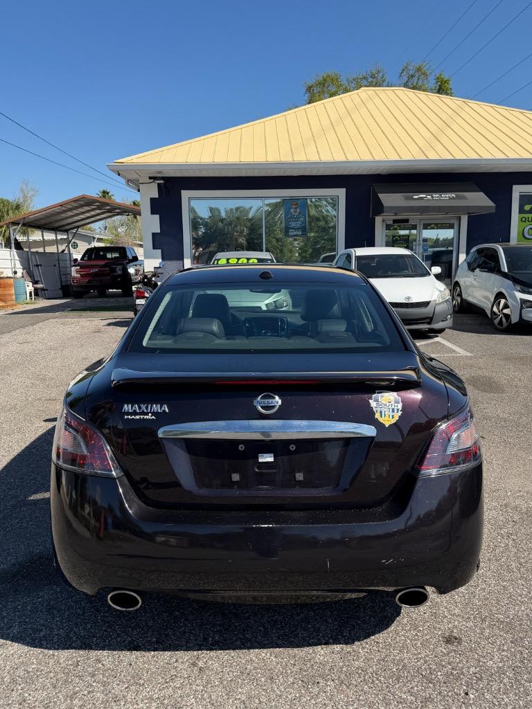 2012 Nissan Maxima - $7,900