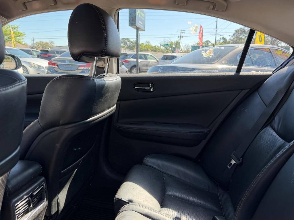 2012 Nissan Maxima - $7,900