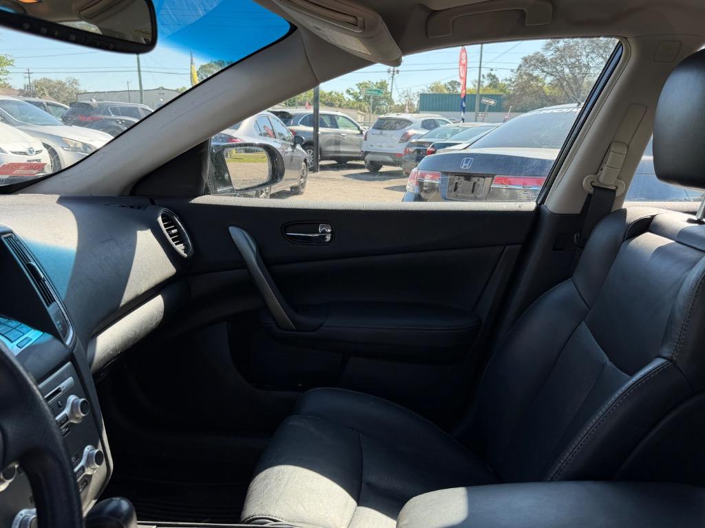 2012 Nissan Maxima - $7,900