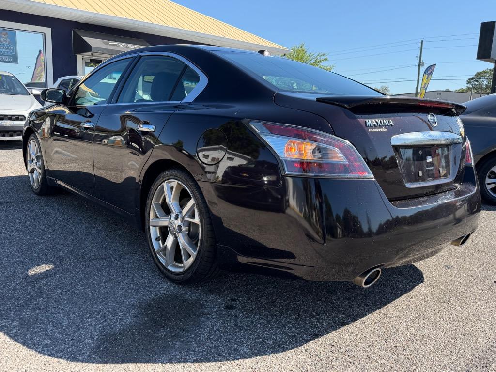 2012 Nissan Maxima - $7,900
