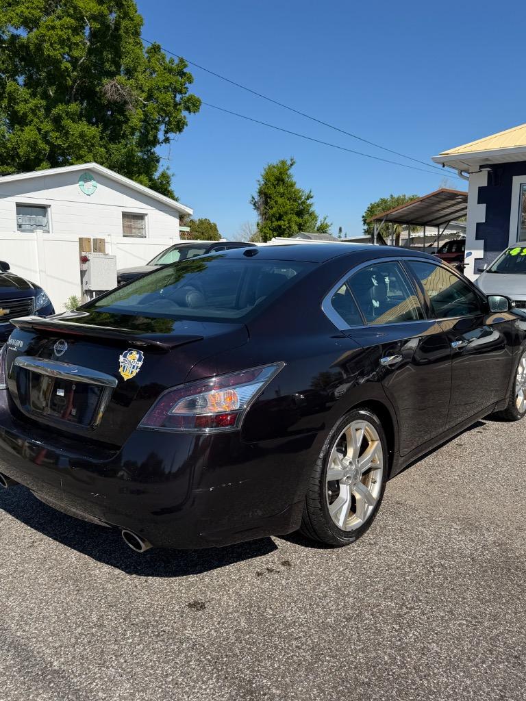 2012 Nissan Maxima - $7,900
