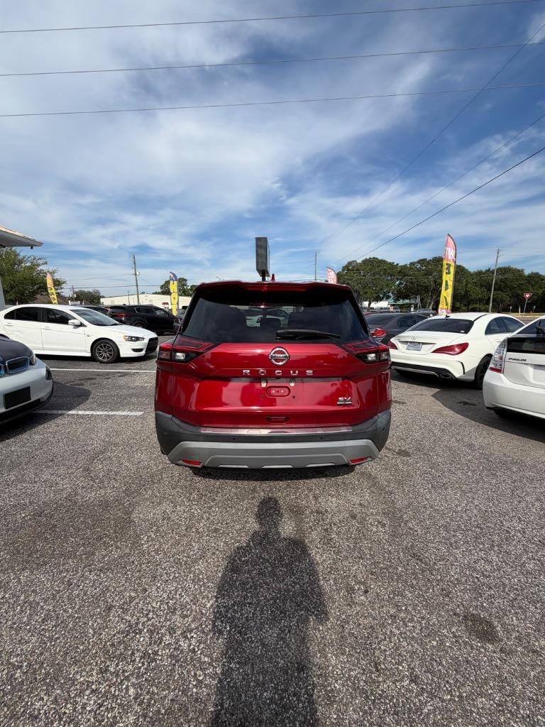 2021 Nissan Rogue - $29,900