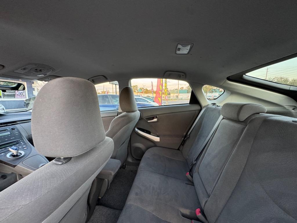 2011 Toyota Prius - $12,900