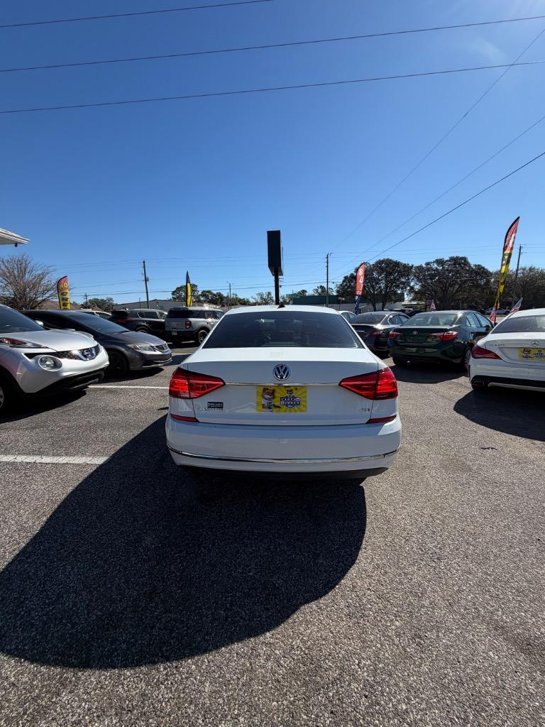 2016 Volkswagen Passat - $12,900