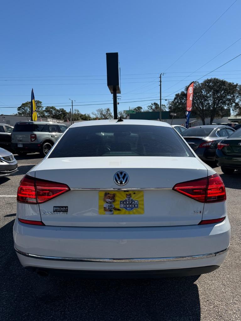 2016 Volkswagen Passat - $12,900