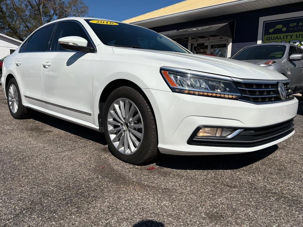 2016 Volkswagen Passat - $12,900