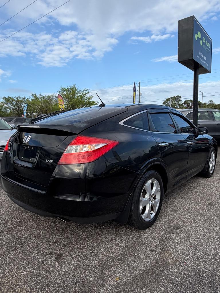 2012 Honda Crosstour - $6,900