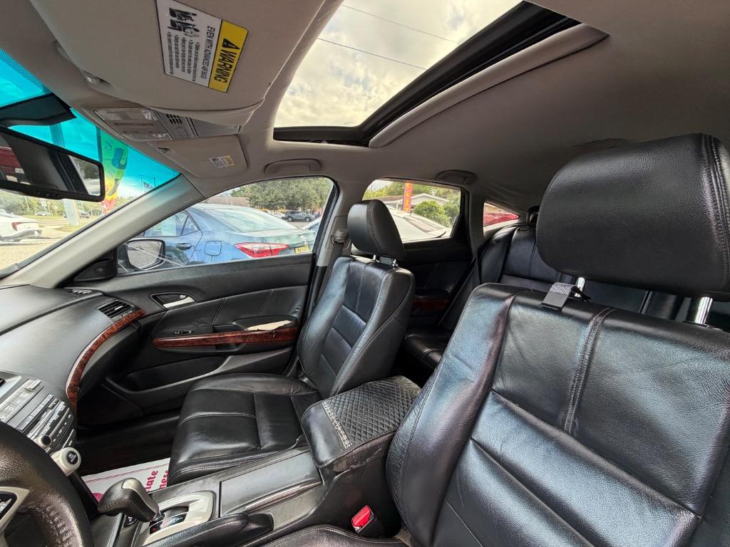 2012 Honda Crosstour - $6,900
