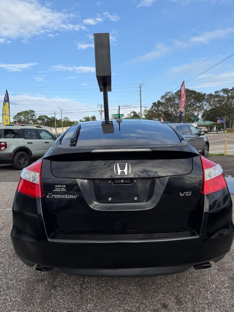 2012 Honda Crosstour - $6,900