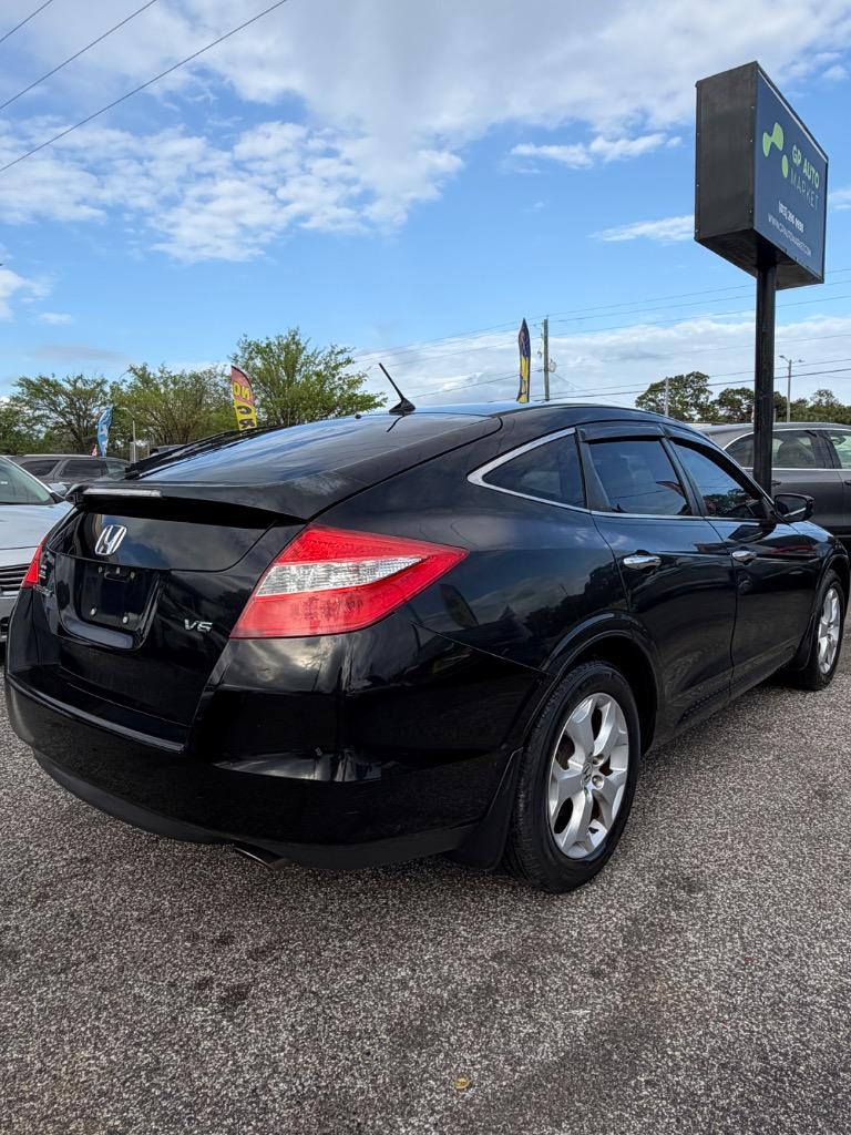 2012 Honda Crosstour - $6,900