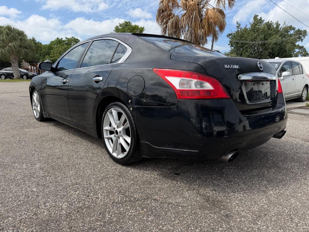 2010 Nissan Maxima - $3,900