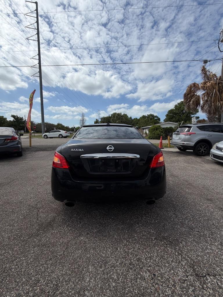 2010 Nissan Maxima - $3,900