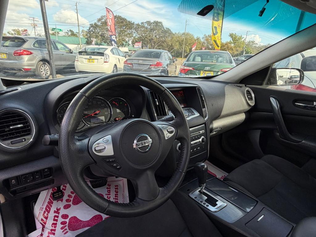 2012 Nissan Maxima - $5,900