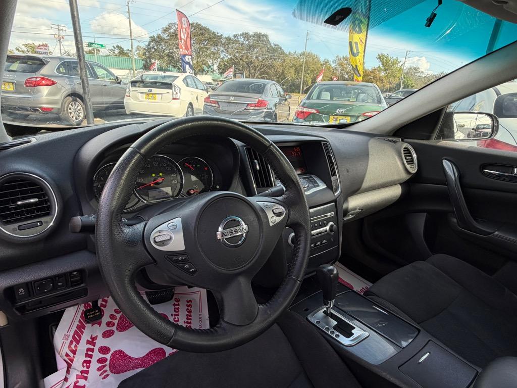 2012 Nissan Maxima - $5,900