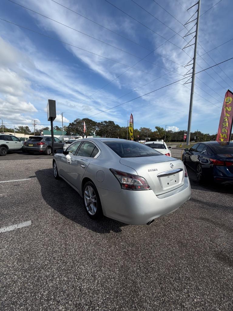 2012 Nissan Maxima - $5,900