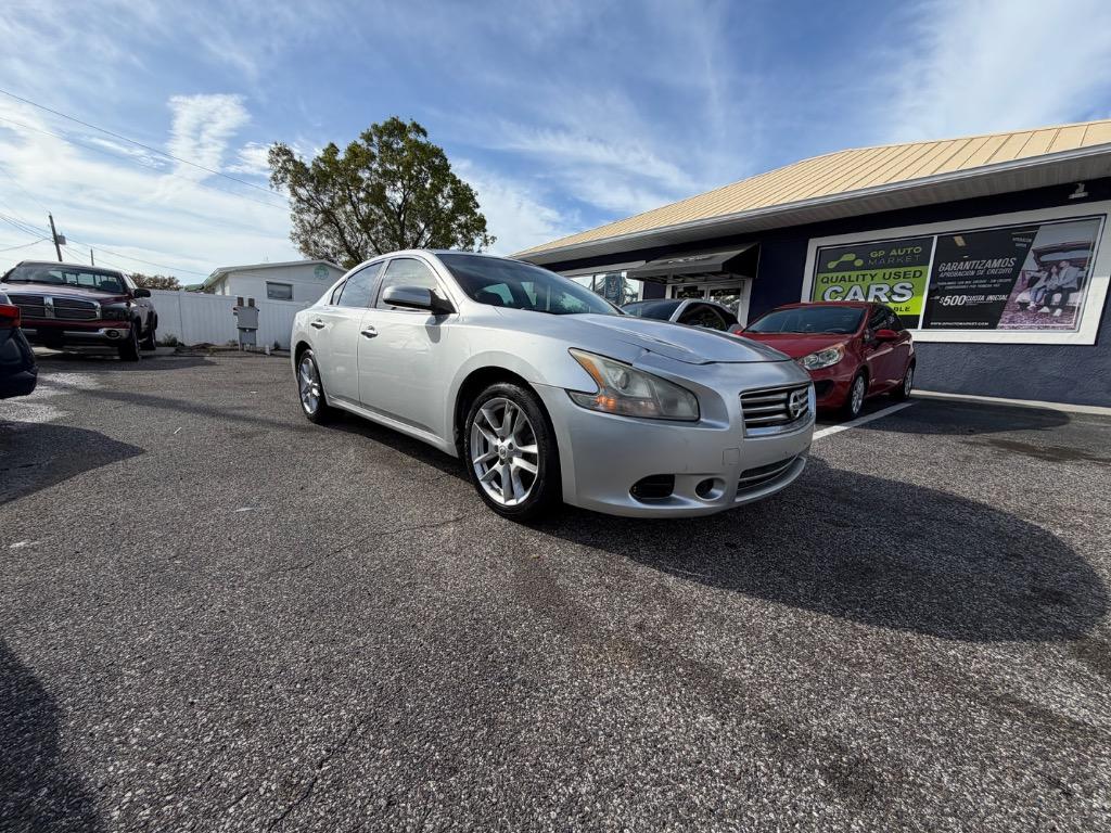 2012 Nissan Maxima - $5,900