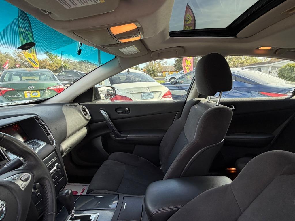 2012 Nissan Maxima - $5,900