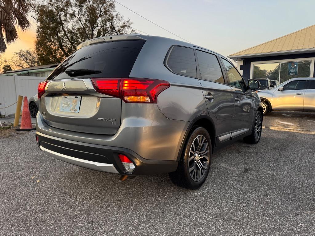 2016 Mitsubishi Outlander - $14,900