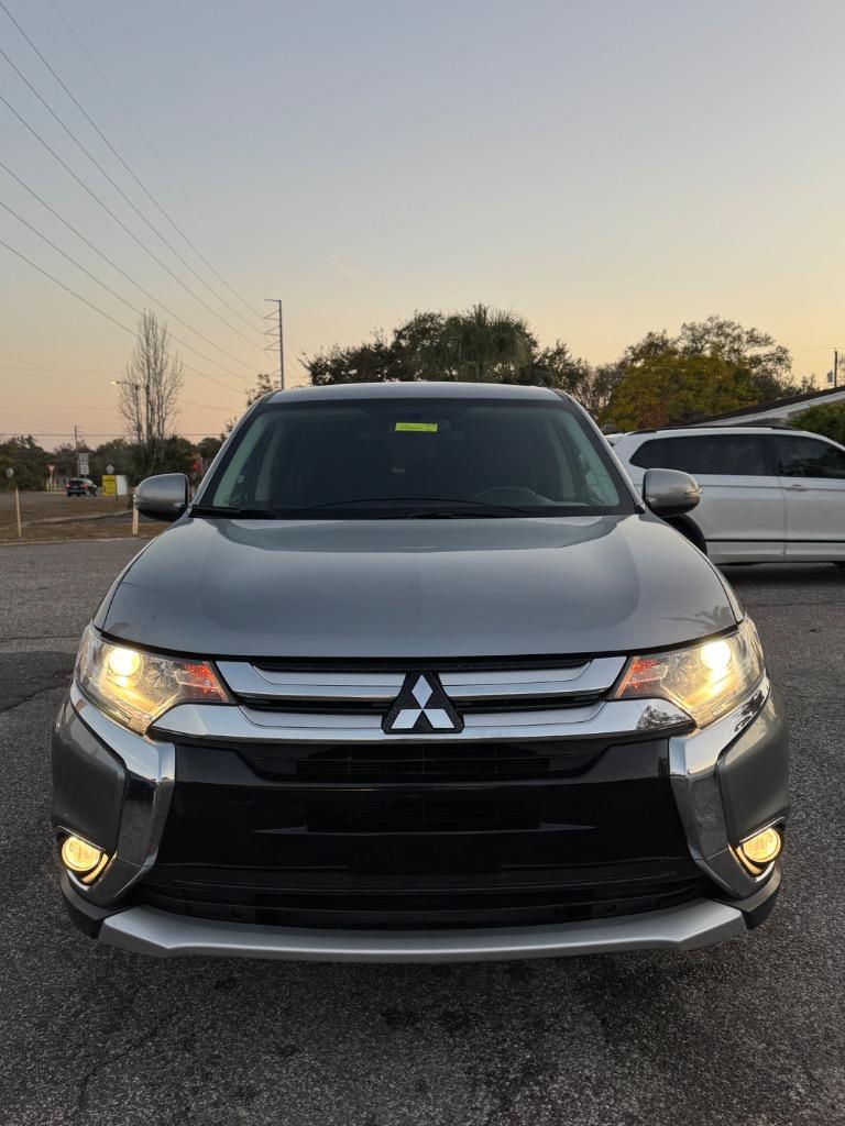 2016 Mitsubishi Outlander - $14,900
