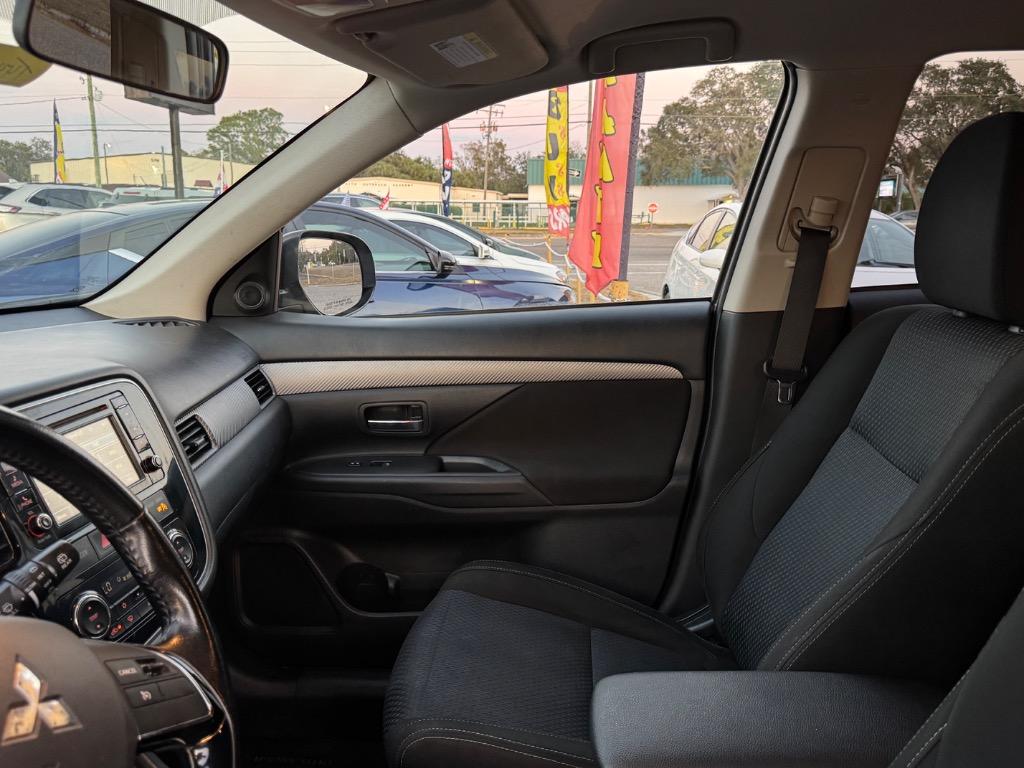 2016 Mitsubishi Outlander - $14,900